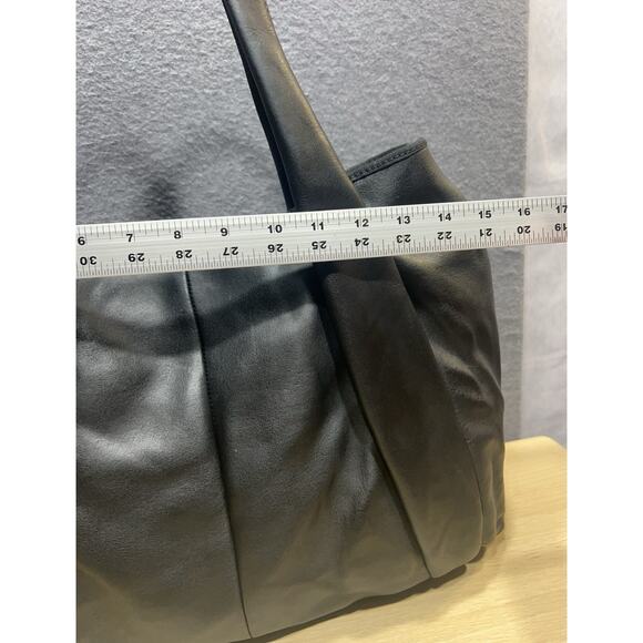 Ann Taylor Bag Black Buttery Leather Tote Size XL Great Quality - Picture 13 of 13